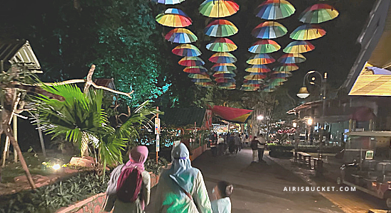  Pengalaman Ke Dinosaur Encounter Zoo Melaka & Night Safari